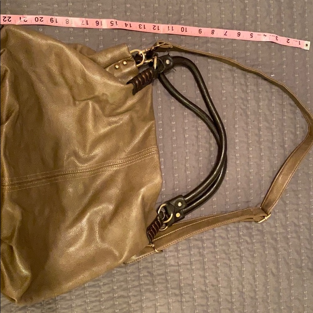 Purse - Picture 2 of 7